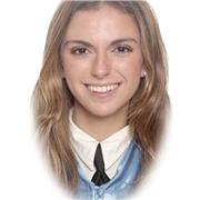 Profesora titulada en Filosofía, Política y Economía para dar clases de apoyo en humanidades o similares. Para todas las edades.